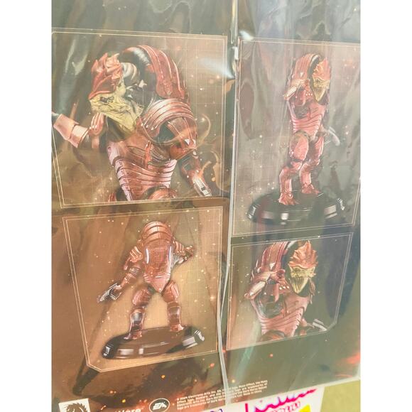 Mass Effect Urdnot Wrex 9-inch Scale Statue - Picture 3 of 3